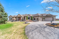 CUSTOM HOME - 4 Beds/3.5 Baths on 92+ ACRES OUTSIDE STITTSVILLE