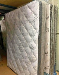 Matelas double à vendre neuf Laval / North Shore Greater Montréal Preview