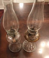 Set of two P&A Risdon vintage oil lamps .16”x4”