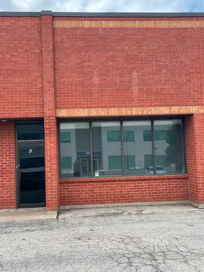 Industrial Unit for lease 20ft ceiling in warehouse area Approximately 1600 sq ft, including 300 sq...