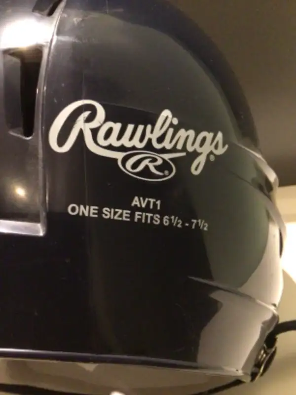 RAWLINGS YOUTH BASEBALL HELMET in Baseball & Softball in City of Toronto - Image 6