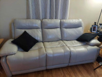 Reclining sofa