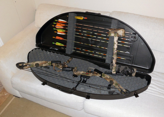 Chasse PSE Thunderbolt droitier dans Pêche, camping et plein Air  à Lanaudière - Image 4