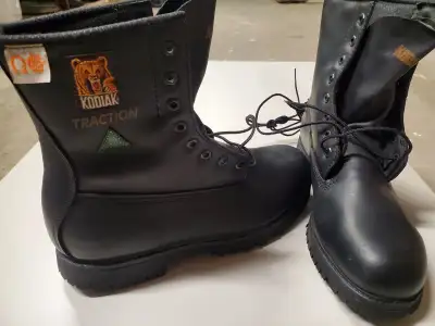 Neuf _ Bottes de travail cuir Kodiak isolation électrique CSA 10, View more
