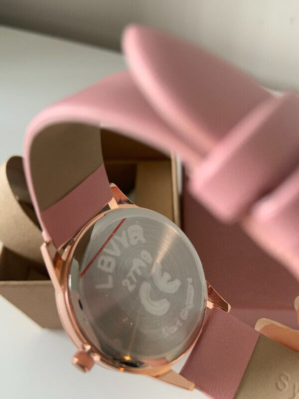 BNIB pink and rose gold watch in Jewellery & Watches in City of Toronto - Image 3