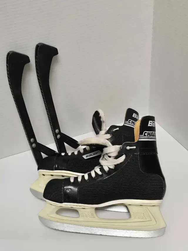 Bauer Challenger Hockey Skates - Size 7