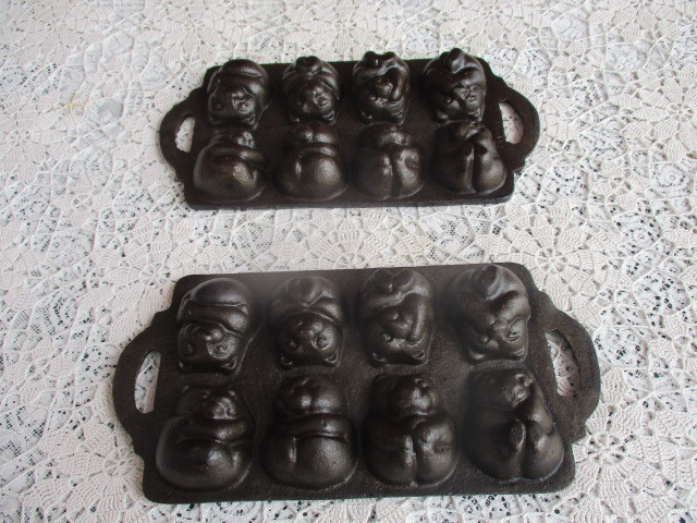 Vintage Cast Iron Teddy Bear Muffin Bake Pans in Kitchen & Dining Wares in New Glasgow - Image 4