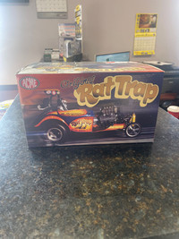 1:18 scale ACME original rat trap