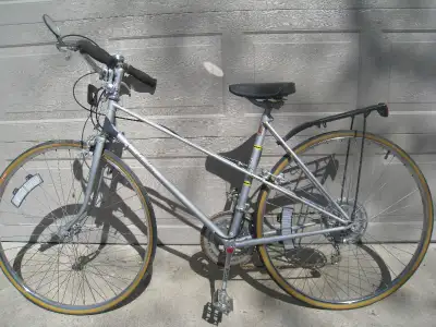 .VENTURE LE MANS  10-SPEED CRUISER, View more