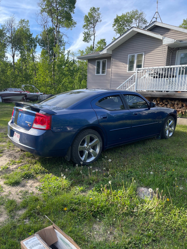 2010 dodge charger R/T  in Cars & Trucks in St. Albert - Image 3