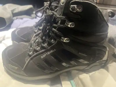 Baffin Hiking Boots, View more