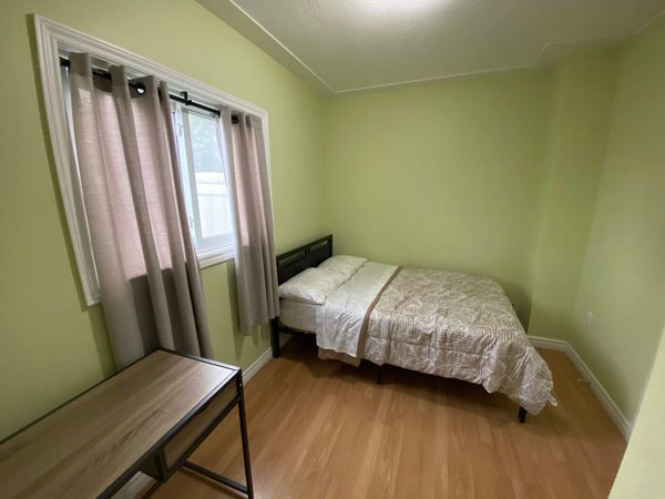 Room for rent (Sault Ste. Marie, Ontario) in Room Rentals & Roommates in Sault Ste. Marie