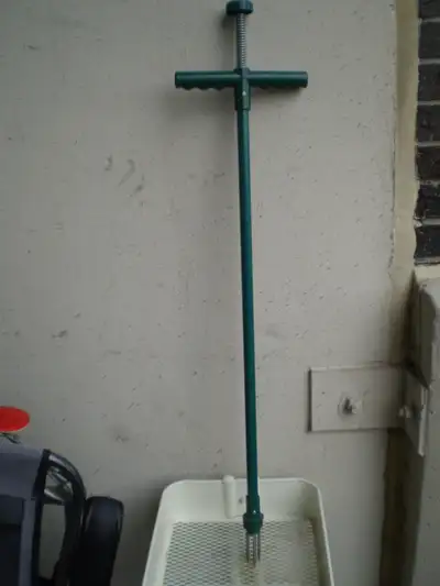 Nelson Rainmiser 2250 Hose Nozzle and Hose condition UNKNOWN $5 Stand Up Weeder with 39in Long Handl...
