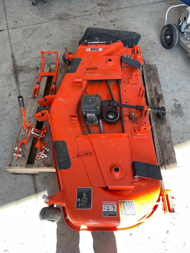 Kubota B2301/2601 Mower Deck in Other in Cornwall - Image 2