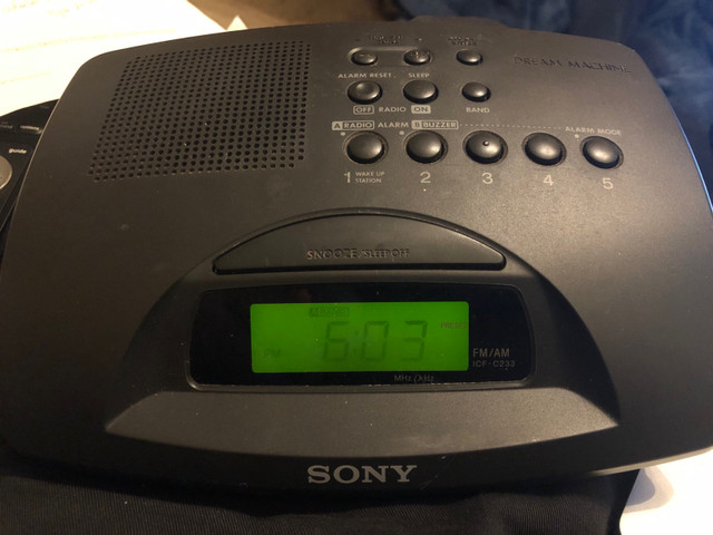  Sony Dream Machine AM/FM Alarm Clock   in General Electronics in Oakville / Halton Region