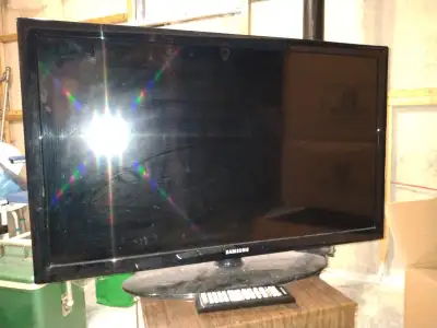 32" Panasonic TV / 32" Samsung TV $25.00 each, View more