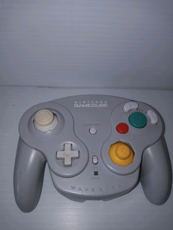 Nintendo Cube Wave Bird Wireless Controller DOL/004- No Receiver dans Autre  à Ville de Montréal - Image 2