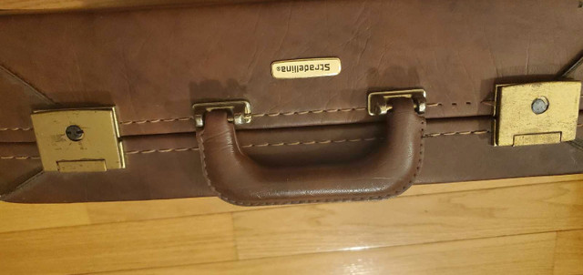 Stradellina vintage briefcase  in Storage & Organization in Regina - Image 2