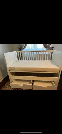 Ikea baby crib with drawers and mattress 