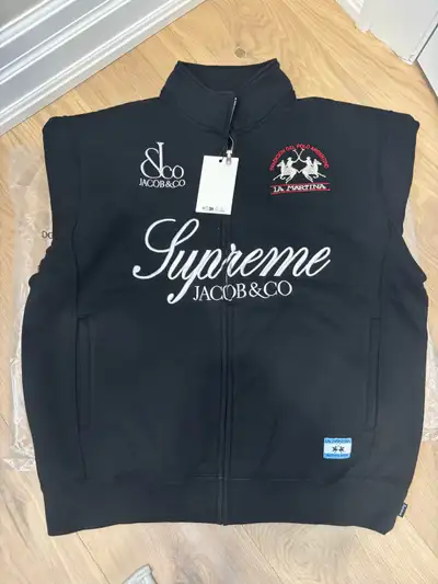 Men’s supreme la Martina Jacob and co size medium sweatshirt for sale in brand new condition. Receip...