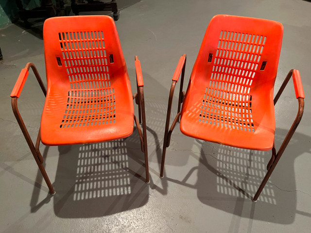 2 chaises vintage / art-déco (orange) dans Chaises, Fauteuils inclinables  à Laurentides - Image 2