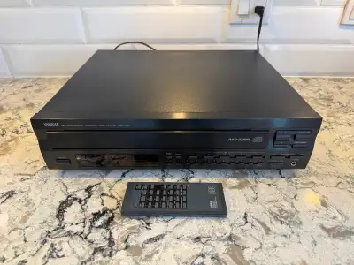 Yamaha CDC-765 CD changer/with remote, View more