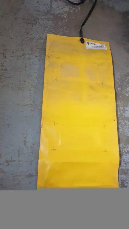 ENPAC® Large Dripillow Berm W/Pad, 24" x 54"x 3", 5670-YE- Large in Other in Kitchener / Waterloo - Image 4