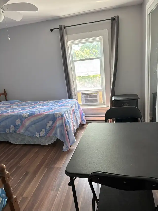 Room for female students for rent in Room Rentals & Roommates in Peterborough - Image 8