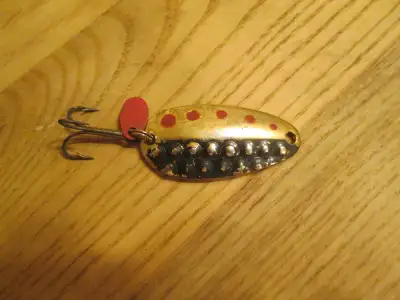 Lucky Strike fish lure, View more