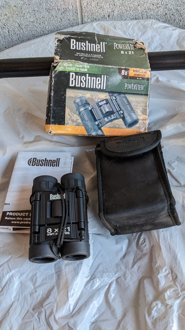 Binoculars Bushnell 8x21  in Hobbies & Crafts in City of Toronto