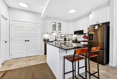 Fully Furnished Townhome in Barrhaven for Rent!, View more