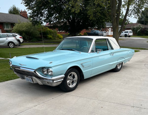 1965 Ford Thunderbird