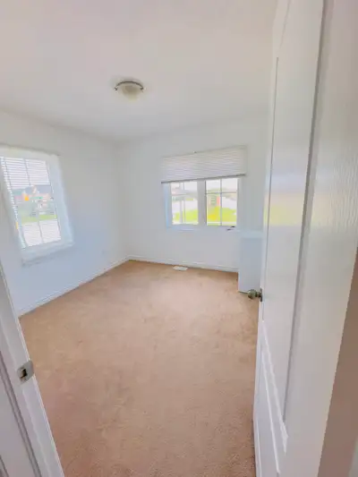 ✨ Room for Rent – Creditview & Wanless, Brampton ✨