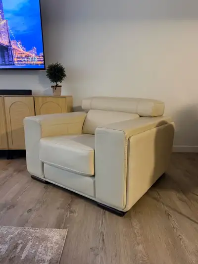 nutuzzi chair, View more