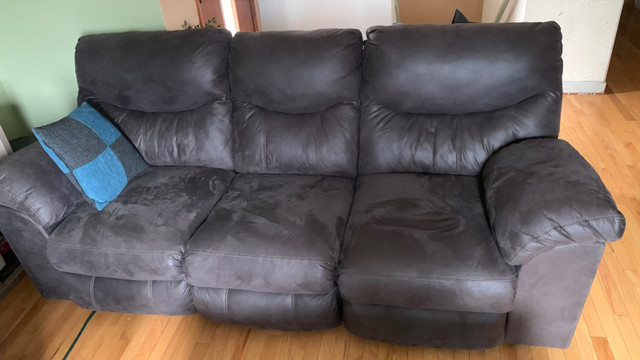 Recliner sofa for sale in Chairs & Recliners in City of Halifax