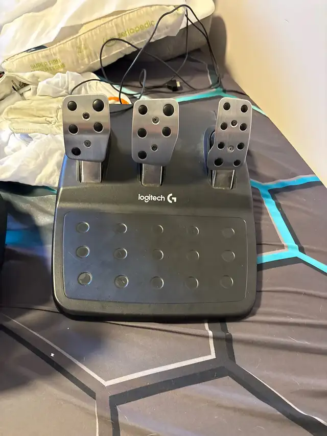 Logitech G20 With shifter575594673546219526