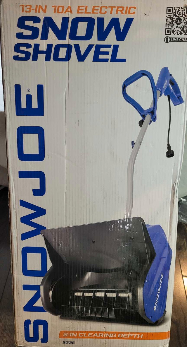 New Snowjoe 13" 10A Electrical Snow Shovel in Outdoor Tools & Storage in Hamilton