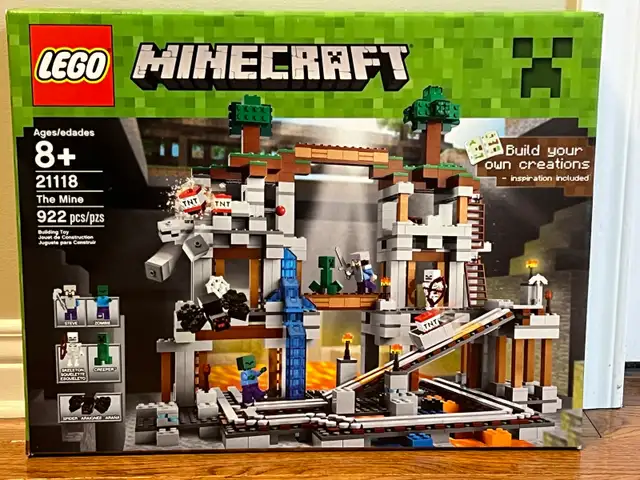 LEGO Minecraft The Mine 21118