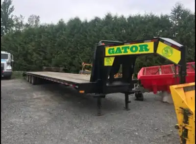 Remorque Gator 2016 a vendre 53 pied de long 45 pied de plancher 3 essieux 12 livres les freins sont...