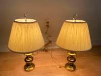 PAIR OF SOLID BRASS TABLE/DESK LAMPS, W/LAMP SHADES