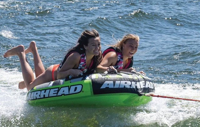 2022 Seadoo RXT-X ** FULLY Loaded.. Trailer, Wake tower & Tubes* in Powerboats & Motorboats in Hamilton - Image 4