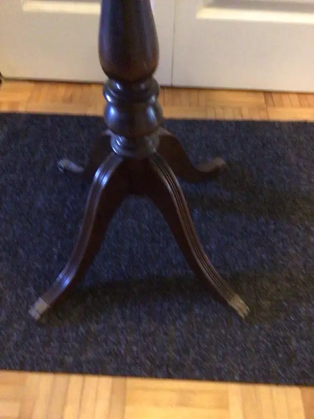 Table d'appoint in Other Tables in Sherbrooke - Image 3
