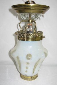 SUPERBE LAMPE PLAFONNIER en VERRE OPALESCENT ..FRANCE circa 1930