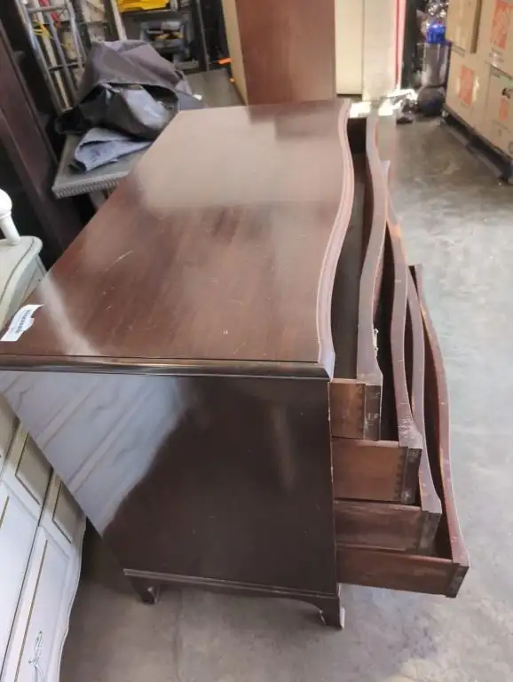 DRESSER 4 DRAWER - MFG. KLING FACTORIES NY. USA62863734207234122