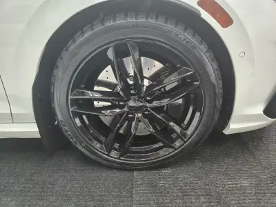 I have a set of winter tires 235 40 R18 Toyo Observe G3 Ice that were on my 2025 Golf R for maybe 30...