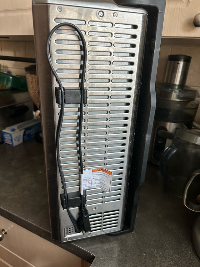Ninja Foodi 8-in-1 Digital Air Fryer Oven in Microwaves & Cookers in Calgary - Image 4