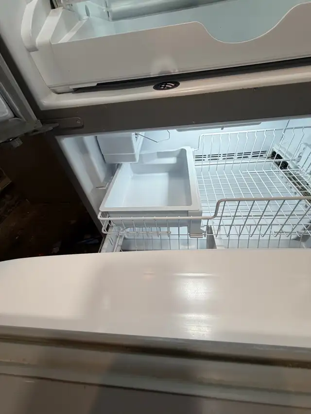 KitchenAid counterdepth fridge - delivery  in Refrigerators in West Island - Image 5