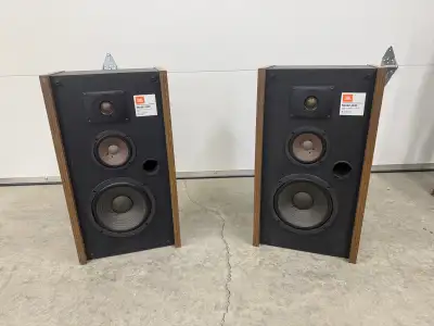 JBL J320 Speakers *SOLD*, View more