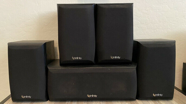 Infinity Primus HCS SATELLITE Speakers - Lot Of 5 Total (4 Books in Speakers in St. Catharines