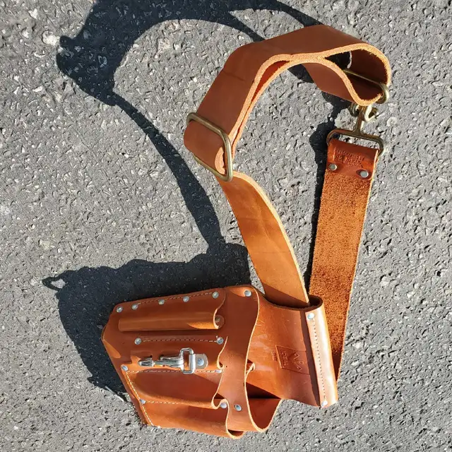 IDEAL  Premium Leather Tool Pouch and Belt in Hand Tools in Barrie - Image 5